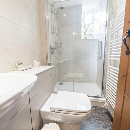 Dixon Ground Farm, Luxury For 6 In 펜션 코니스턴